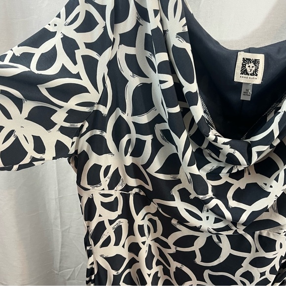 ANNE KLEIN ~ SIZE 16 BEAUTIFUL CLASSIC GRAY AND WHITE FLOWER DRESS!! - Picture 4 of 6